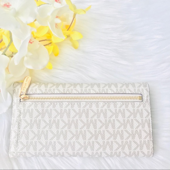 MICHAEL KORS LARGE TRIFOLD WALLET VANILLA LEATHER - Picture 5 of 8